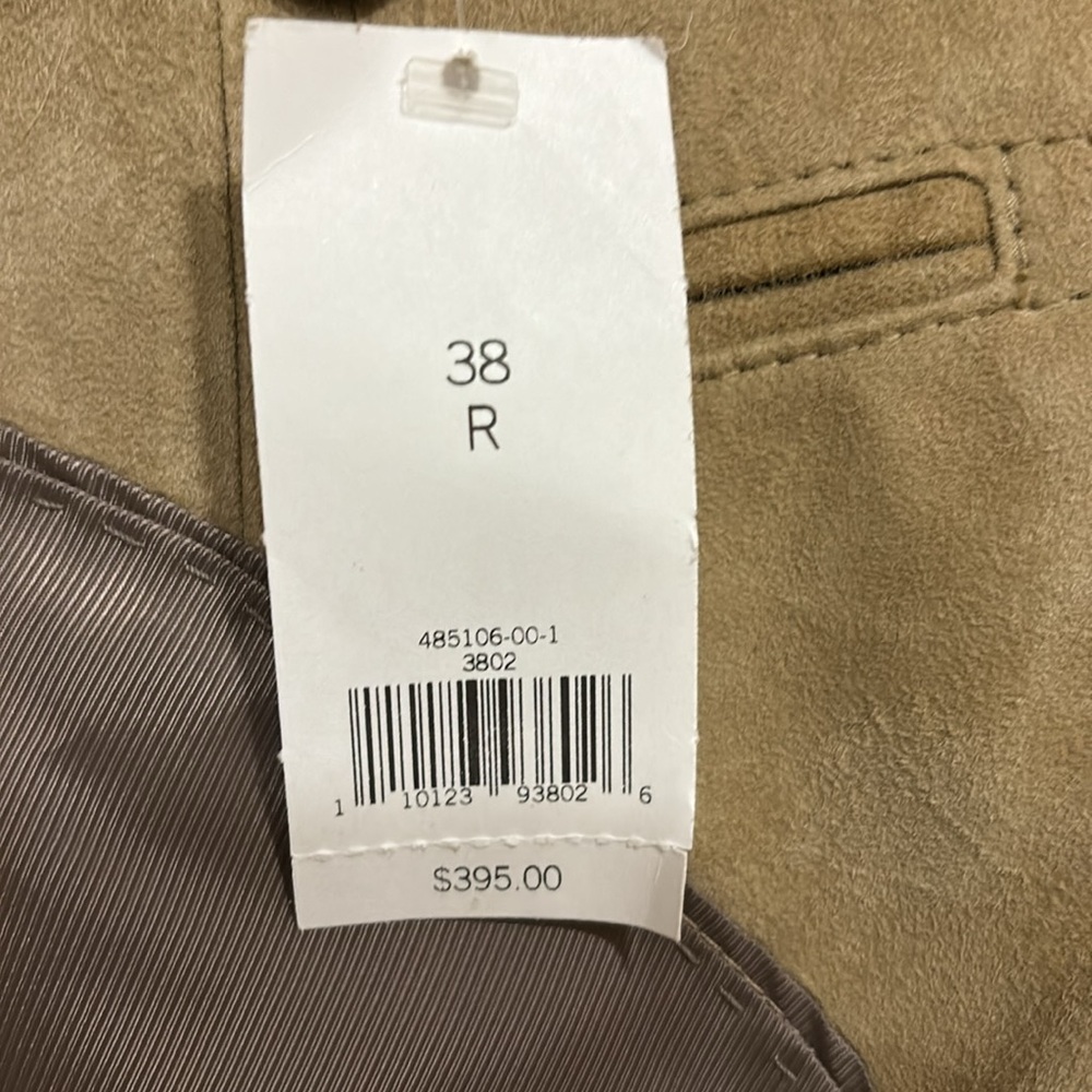 Men’s sports coat.  Tan.    38  regular - Picture 5 of 6
